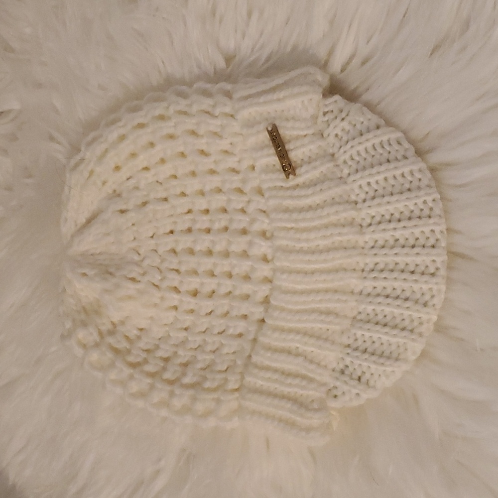 NWOT Authentic Michael Kors Brim Beanie